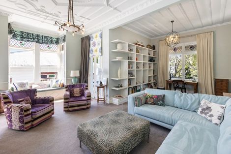 Photo of property in 1/36 Maritime Terrace, Birkenhead, Auckland, 0626