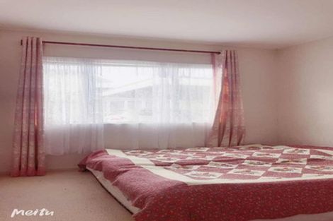 Photo of property in 22 Tamaki Bay Drive, Pakuranga, Auckland, 2010