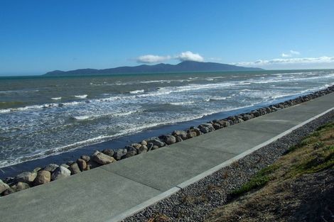 Photo of property in 31a The Esplanade, Raumati South, Paraparaumu, 5032
