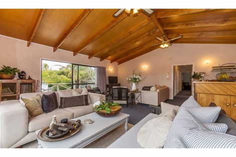 Photo of property in 16 Gerontius Lane, Snells Beach, 0920