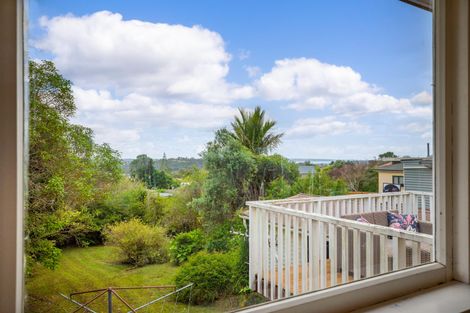 Photo of property in 101 Glengarry Road, Glen Eden, Auckland, 0602