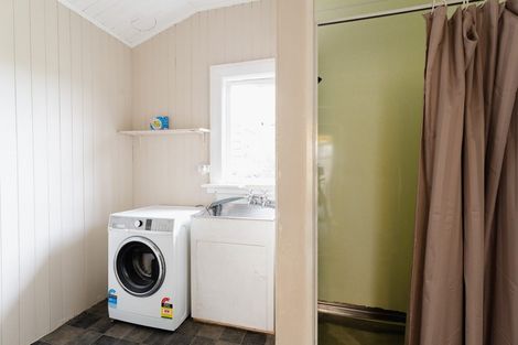 Photo of property in 2 Wakatipu Street, Ravensbourne, Dunedin, 9022