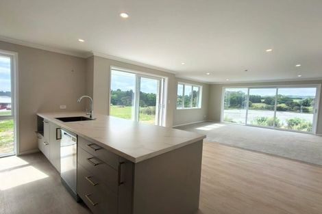 Photo of property in 36 Triplefin Avenue, Omokoroa, 3114