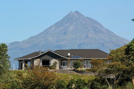 Photo of property in 464 Egmont Road, Hillsborough, New Plymouth, 4372