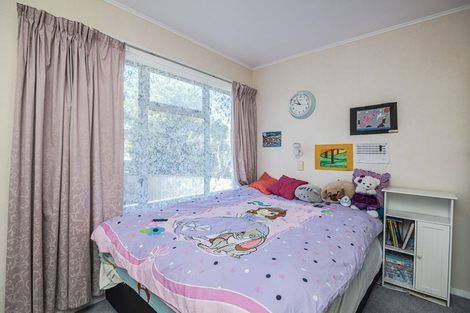 Photo of property in 61 The Drive, Tawa, Wellington, 5028
