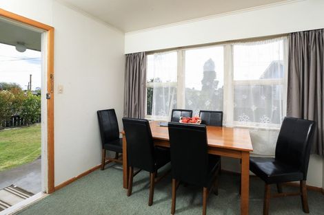 Photo of property in 21 Cricket Place, Melville, Hamilton, 3206