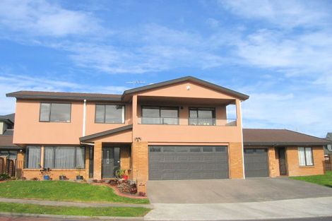 Photo of property in 1 Brooke Ridge Rise, East Tamaki Heights, Auckland, 2016