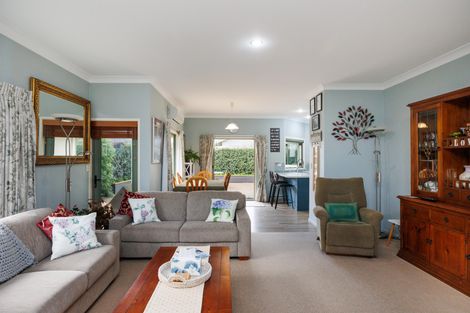 Photo of property in 25 Pirie Street, Palmerston North, 4410