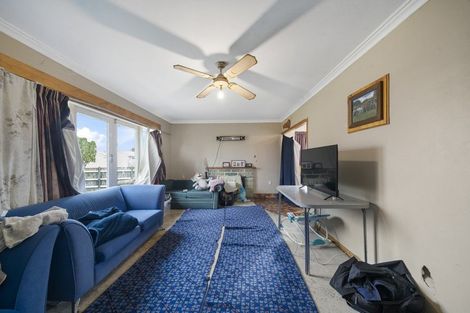 Photo of property in 35 Balmoral Street, Levin, 5510