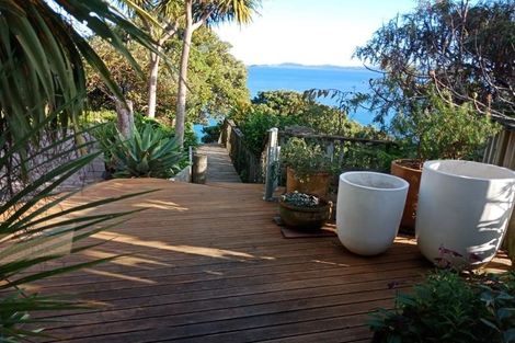 Photo of property in 14 Westhill Road, Point Howard, Lower Hutt, 5013