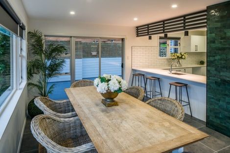 Photo of property in 69 Kahu Road, Paremata, Porirua, 5024