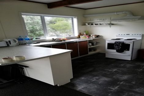 Photo of property in 64a Baylands Drive, Newlands, Wellington, 6037