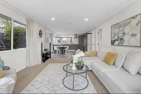 Photo of property in 46 Kilimanjaro Drive, Northpark, Auckland, 2013