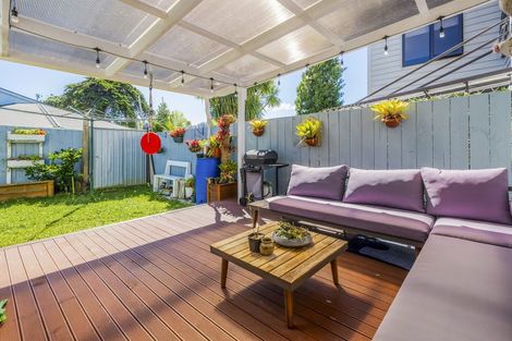 Photo of property in 13b Trimmer Terrace, Papatoetoe, Auckland, 2025