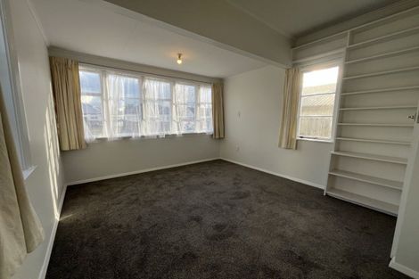 Photo of property in 49 Ihle Street, Terrace End, Palmerston North, 4410