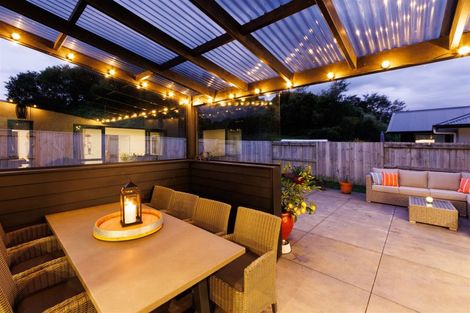 Photo of property in 5 Freedom Drive, Kelvin Grove, Palmerston North, 4414