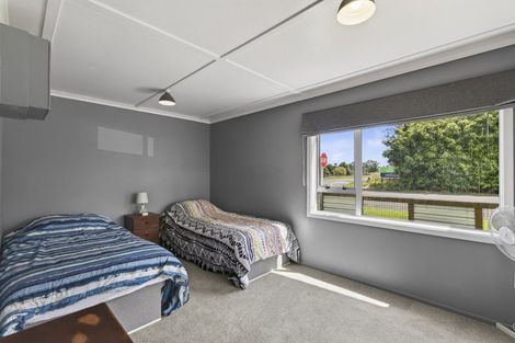 Photo of property in 1 Rimu Street, Strandon, New Plymouth, 4312