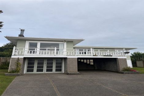 Photo of property in 11 Noall Street, Te Atatu Peninsula, Auckland, 0610