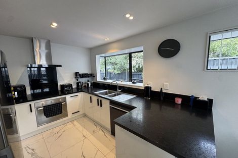 Photo of property in 41 Heathglen Avenue, Parklands, Christchurch, 8083