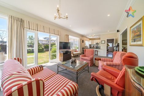 Photo of property in 67 Queens Grove, Hutt Central, Lower Hutt, 5010