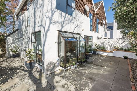 Photo of property in 2/1 Winchester Street, Merivale, Christchurch, 8014