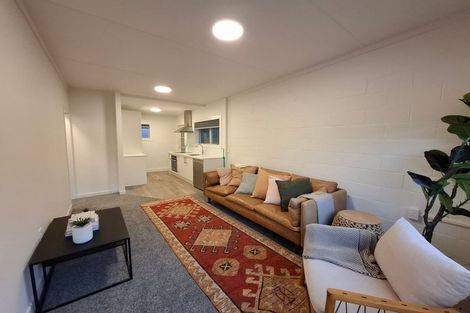 Photo of property in 33 Fulford Street, New Plymouth, 4310