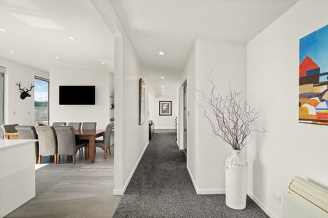 Photo of property in 21 Awa Toru Drive, Fairfield, Dunedin, 9018