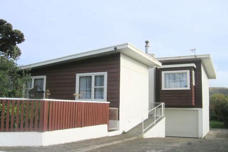 Photo of property in 65 Mana Esplanade, Paremata, Porirua, 5026