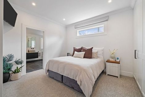 Photo of property in 11 Miro Street, Takaro, Palmerston North, 4410