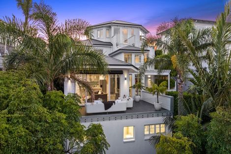 Photo of property in 87 Princes Street, Northcote Point, Auckland, 0627