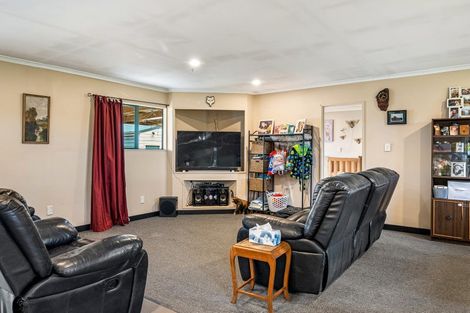 Photo of property in 293 Koputarao Road, Koputaroa, Shannon, 5575