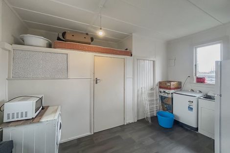 Photo of property in 294 Princes Street, Strathern, Invercargill, 9812