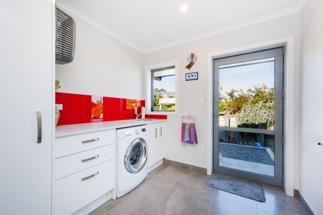 Photo of property in 9 Beechwood Road, Feilding, 4779