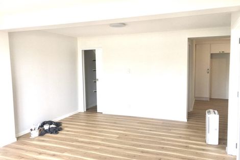 Photo of property in 87 Stapleford Crescent, Browns Bay, Auckland, 0630