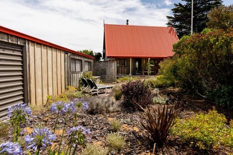 Photo of property in 940 Harington Point Road, Harington Point, Dunedin, 9077