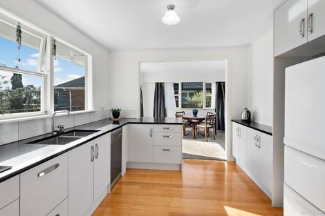 Photo of property in 1/20 Marlborough Avenue, Glenfield, Auckland, 0629