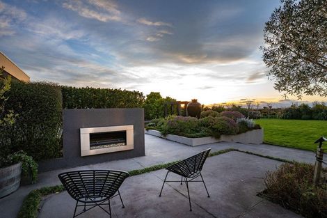 Photo of property in 2 Aglaia Place, Cracroft, Christchurch, 8022