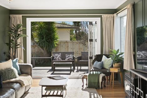 Photo of property in 19 Clematis Avenue, Pukete, Hamilton, 3200