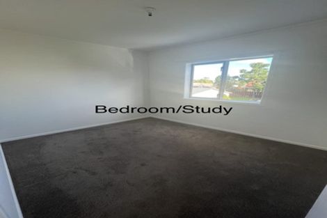 Photo of property in 27 Seaforth Avenue, Mangere Bridge, Auckland, 2022