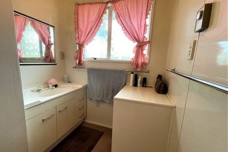 Photo of property in 159h Clyde Street, Balclutha, 9230