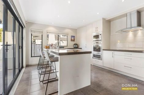 Photo of property in 2 Baverton Drive, Flat Bush, Auckland, 2016