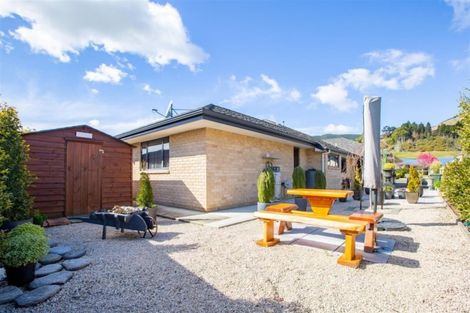 Photo of property in 16 Park Drive, Richmond, 7020