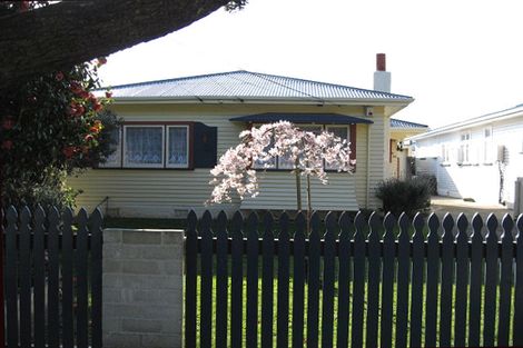 Photo of property in 43 Bauchop Road, Waterloo, Lower Hutt, 5011