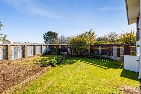 Photo of property in 21 Villa Place, Bell Block, New Plymouth, 4312