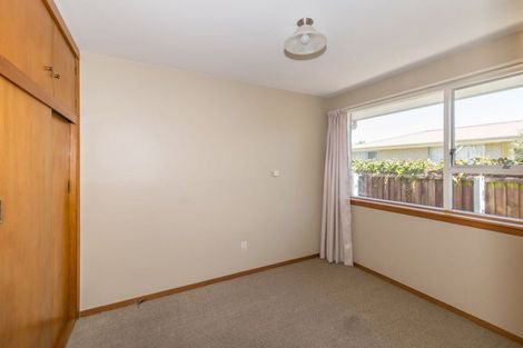 Photo of property in 96a Crofton Road, Harewood, Christchurch, 8051