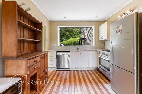 Photo of property in 5 Brownie Road, Laingholm, Auckland, 0604