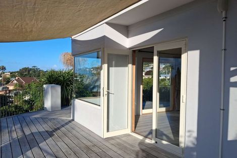 Photo of property in 71 William Bayes Place, Red Beach, 0932