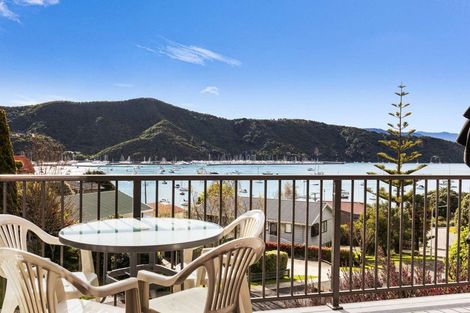 Photo of property in 9a Finlay Grove, Waikawa, Picton, 7220