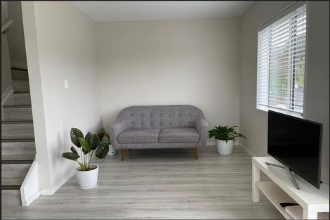 Photo of property in 10 Sequoia Place, Sunnynook, Auckland, 0620