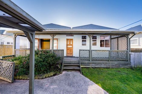 Photo of property in 25 Kirkcaldy Street, South Dunedin, Dunedin, 9012